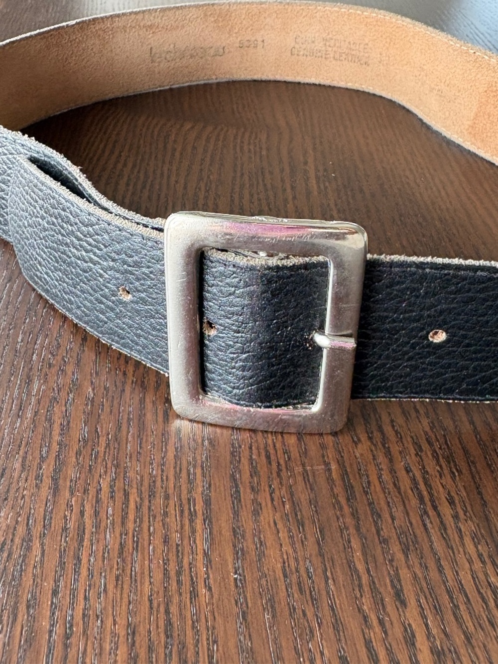 Le Château Black Leather Belt Minimalist Silver Buckle 32" Waist